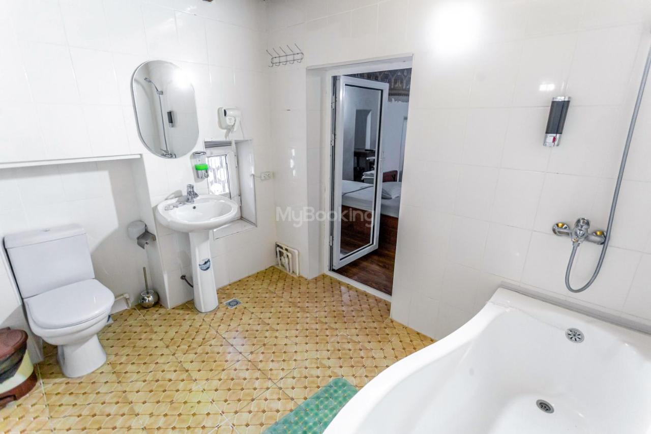 OKhun hotel XIX века Бухара Екстер'єр фото
